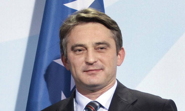 Komšić: Omeđivanje nikome ne donosi sreću