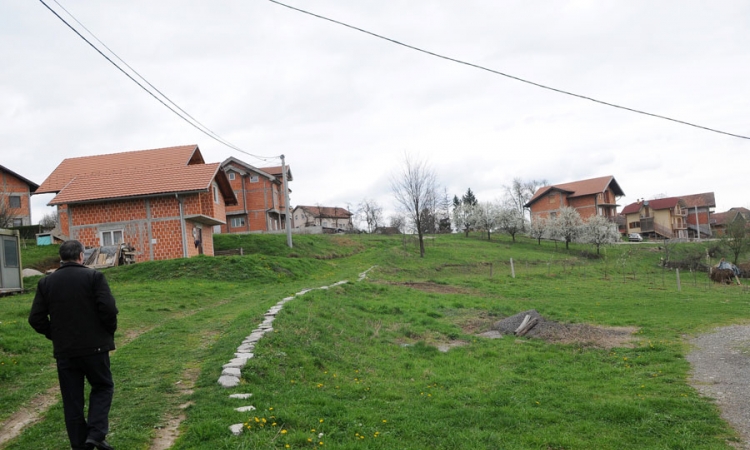 Mještani Bilećke čekaju put decenijama