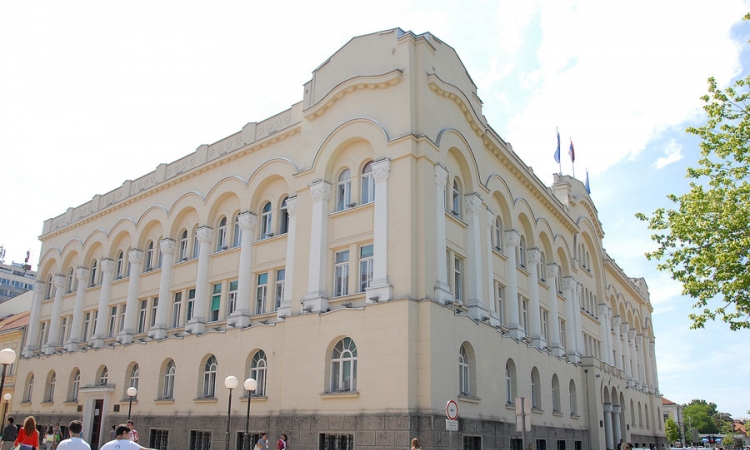 Besplatno izdata 3.664 rodna lista za maturante
