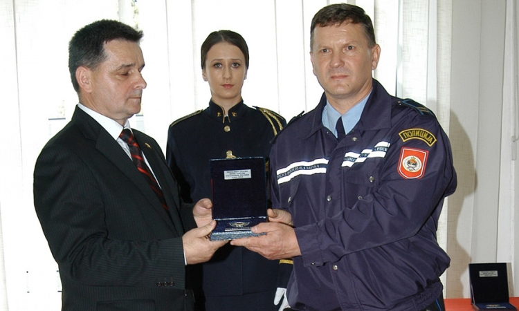 Uručeni Zlatni i Srebreni znak policije