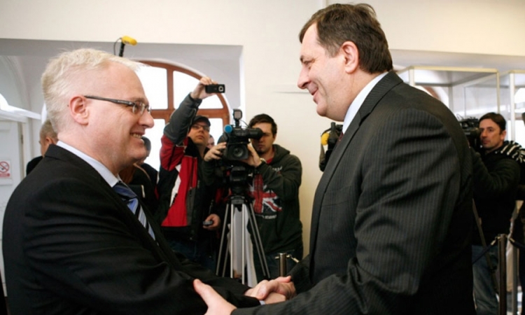  U Mostaru razgovarali Dodik i Josipović