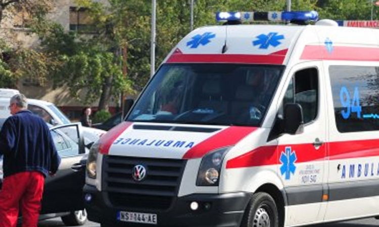 Pet osoba stradalo u saobraćajnoj nesreći