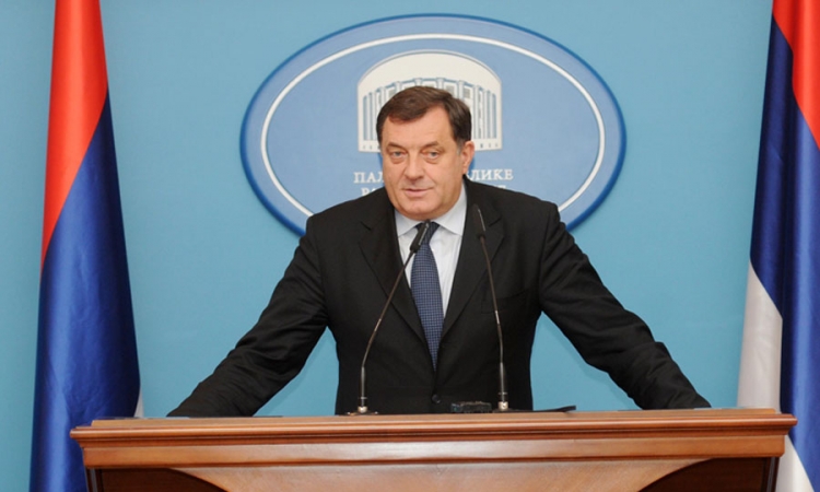 Dodik: Politika SDS-a opasna za RS