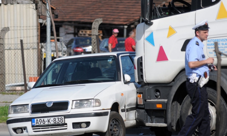 I policajci spasavaju živote povrijeđenih