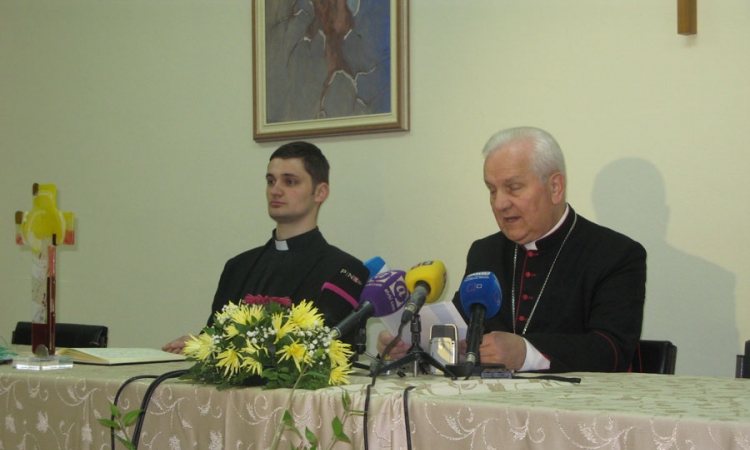 Komarica: Uskrs donosi poruke života, ljubavi i mira