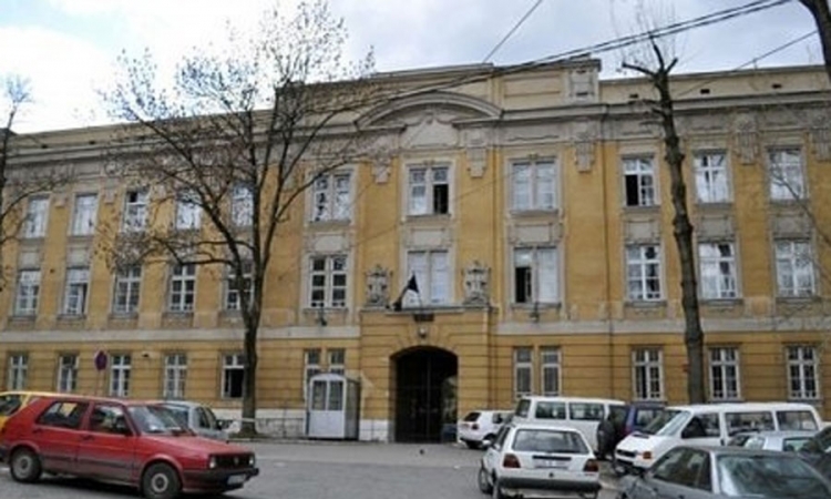 Stariji muškarac preminuo ispred Ministarstva odbrane BiH