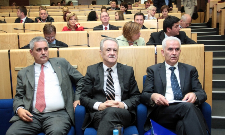 Traže smještaj za Kebu, Budimira i Pudarića