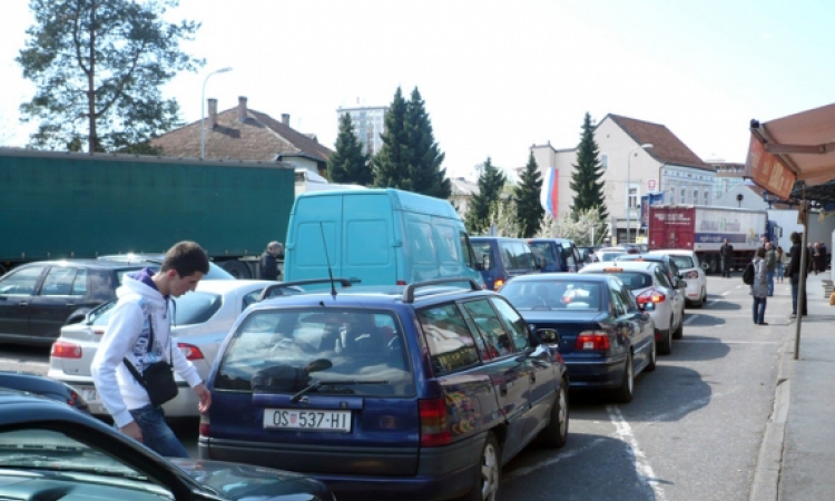 Najveće gužve u Gradišci i na Gradini