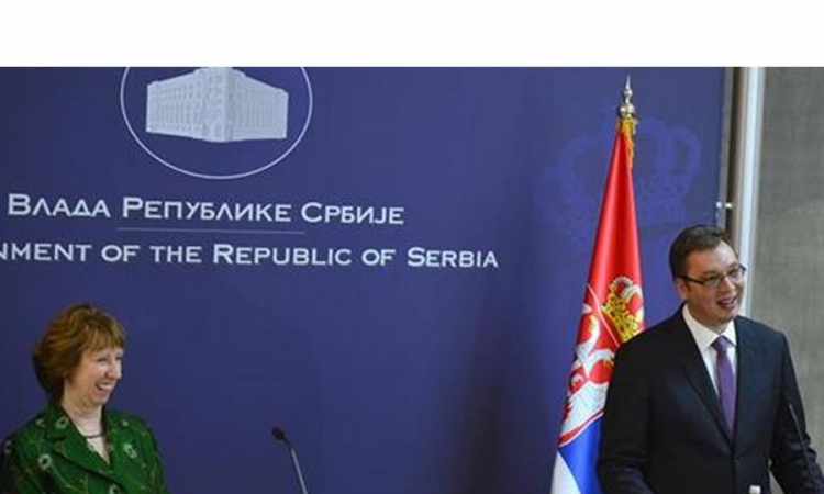 Ešton: Ne sumnjam u Vučićeve kapacitete