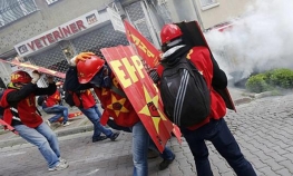 Suzavcem na demonstrante u Istambulu