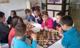 "Skakač" uvodi šah u vrtiće