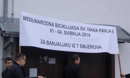 Biskup Komarica: Veliki gest učesnika međunarodne biciklijade
