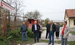 Niko neće da kupi propale gigante