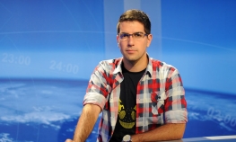 Dejan Rauš izmiješao ležerni i poslovni stil