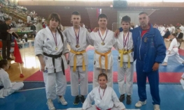 Šamački karatisti osvojili 14 medalja