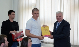 Gradonačelnik nagradio najbolje učenike