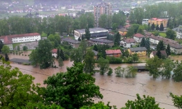 Majka s bebom u Maglaju u teškoj situaciji: Pomozite molim vas ...