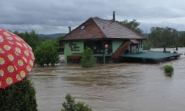 Pet žrtava od poplava u Srbiji