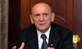 Tihić stabilno i prima adekvatnu terapiju
