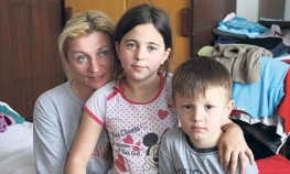 Potresna ispovijest: Deca i ja smo gledali kako bebu odnosi voda