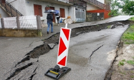 Nakon poplava stotine klizišta ugrožavaju živote i kuće