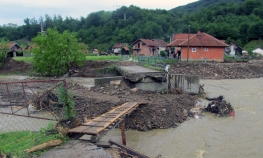 Odnesen Plavi Most, simbol naselja