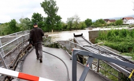 Na putevima i željeznicama štete 130 miliona KM