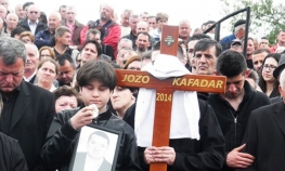 Hiljade ljudi na sahrani vlasnika "Ovnaka"