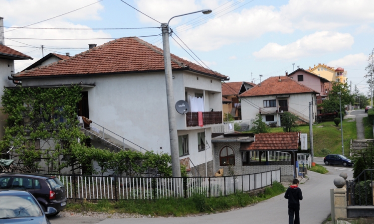 Banjalučanin pio s gostima pa ih izbo nožem