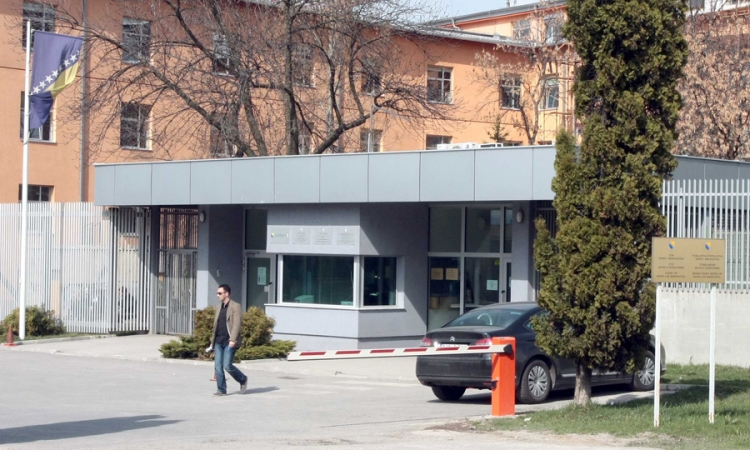 Veskoviću određena garancija od 10.000 evra