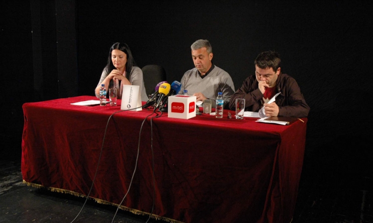 Šest komada u trci za nagrade