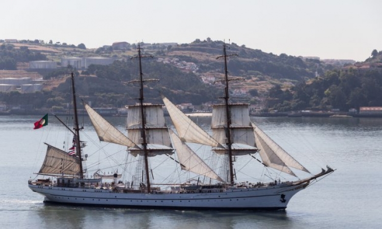 "Oldtajmer među jedrenjacima" stigao u Kotor