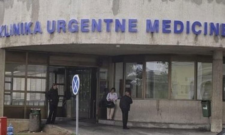 Dječak povrijeđen nakon pada s krova stare škole