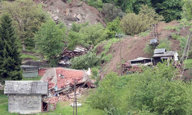 Zemlja "progutala" kuće u opštini Vogošća