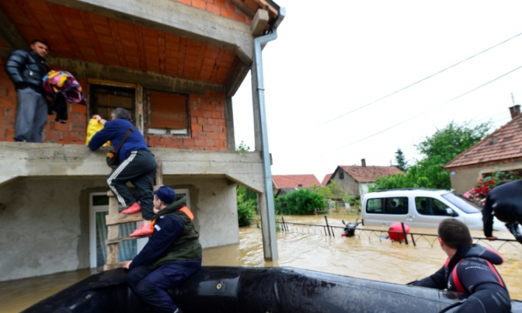 Vučić: Ceo Obrenovac moraće da bude evakuisan