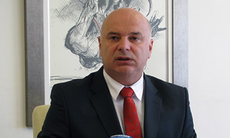 Mutabdžija: Nema nastave u mjestima ugroženim poplavama