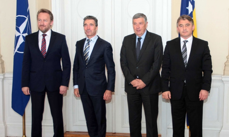 NATO spreman pomoći BiH
