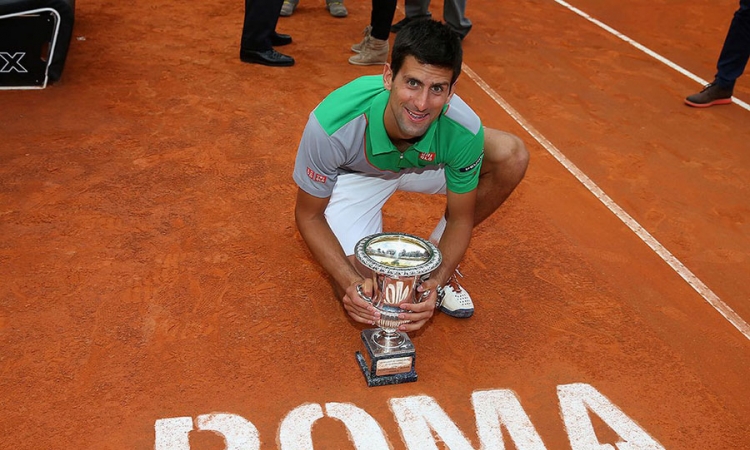 Italijanski ljekar otkrio detalje: Nole je dva puta operisan