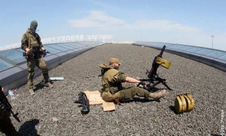  Ukrajinska vojska bombarduje aerodrom u Donjecku