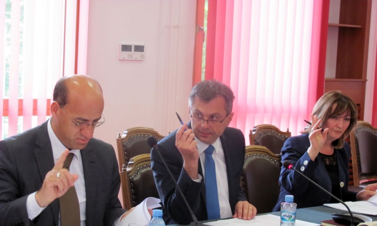  Bez saglasnosti o zakonu o državljanstvu RS