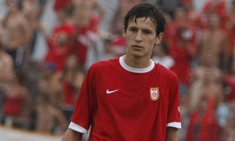 Preminuo Dejan Drakul