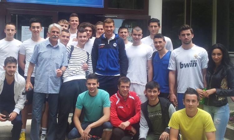 Džeko, Spahić i Pjanić studiraju u Sarajevu  