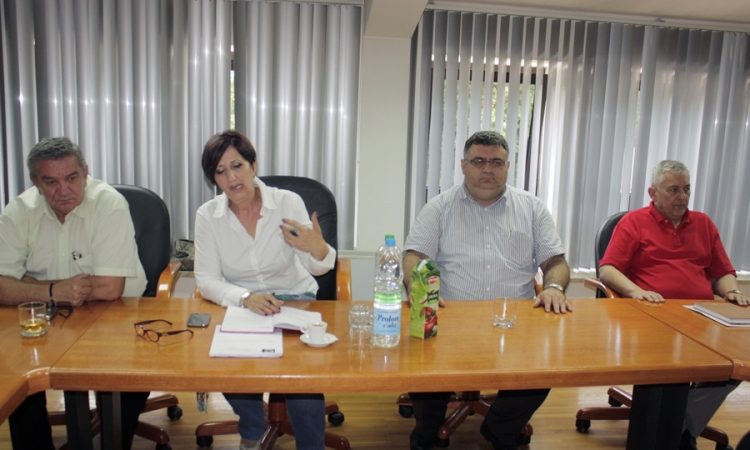 Mišić: Prioritet hitna sanacija privrede i poljoprivrede