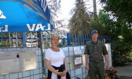 Austrijanci svakodnevno dostavljaju vodu za piće u Šamac