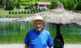 Mujo Sinanović (87) najstariji kupač jezera u Tuzli
