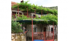 Muža ubola nožem u grudi, komšije osjetile ženinu nervozu