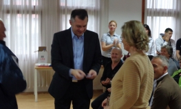 Novi članovi u SNSD-u, Radojičić uručio pristupnice