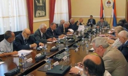 Senat: Prekinuti međustranačko optuživanje u Srpskoj