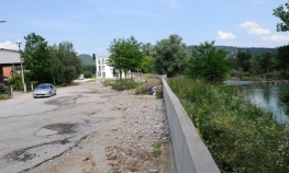 Mladić skočio u Vrbas, izvukao ga policajac