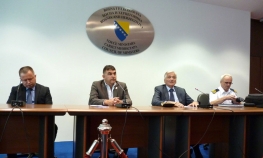 Špirić: Nećemo pustiti da kriminalci razvlače UIO